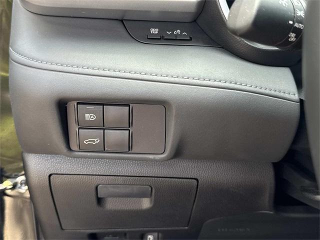 used 2022 Toyota Highlander car, priced at $37,790