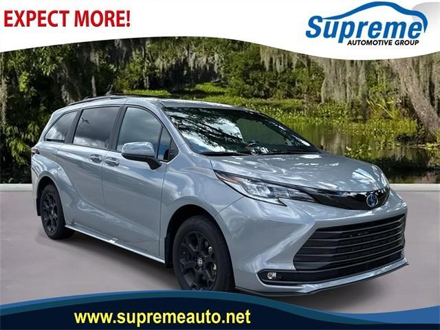 used 2025 Toyota Sienna car, priced at $52,990