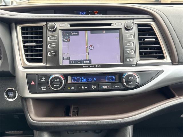 used 2019 Toyota Highlander car, priced at $28,790