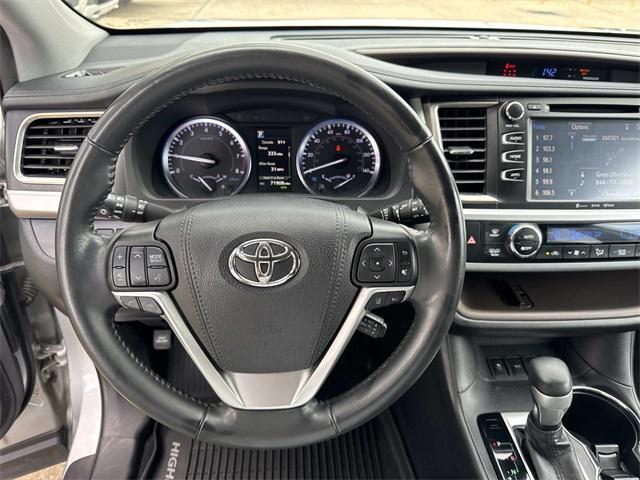 used 2019 Toyota Highlander car, priced at $28,790