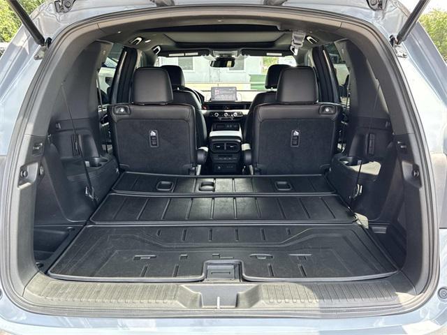 used 2024 Honda Pilot car, priced at $43,790