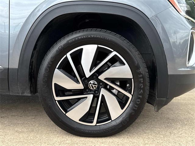 used 2024 Volkswagen Atlas car, priced at $33,450