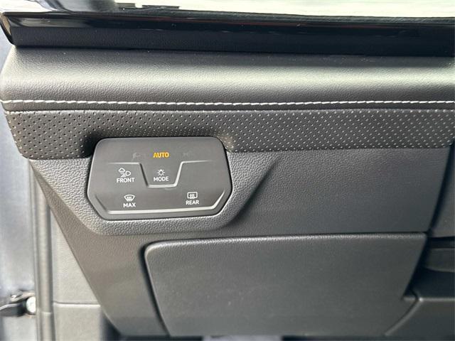 used 2024 Volkswagen Atlas car, priced at $33,450
