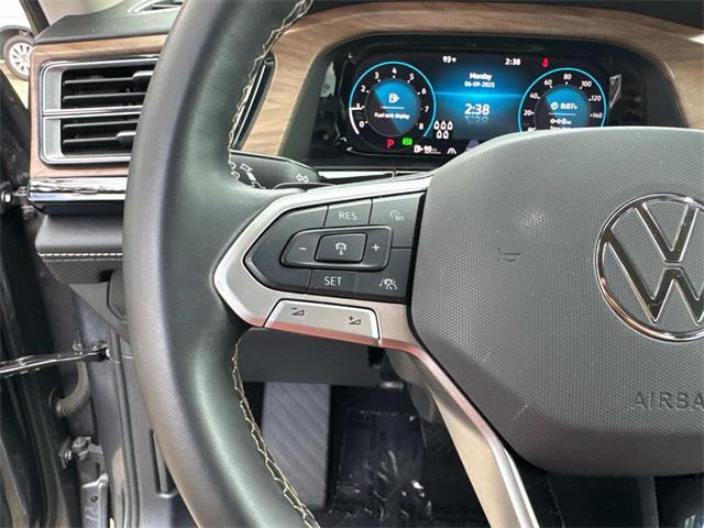 used 2024 Volkswagen Atlas car, priced at $33,450