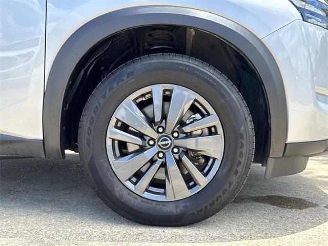 used 2024 Nissan Pathfinder car, priced at $30,590