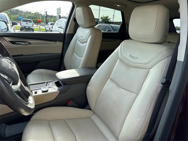 used 2023 Cadillac XT5 car, priced at $31,940