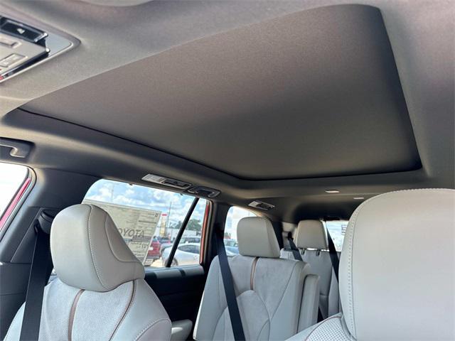 new 2025 Toyota Grand Highlander Hybrid car, priced at $65,116