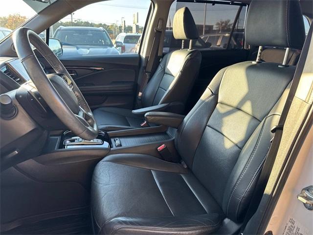 used 2021 Honda Pilot car, priced at $35,490