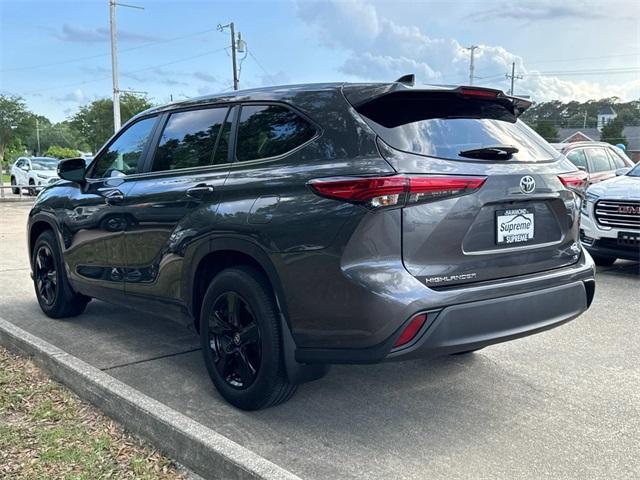 used 2023 Toyota Highlander car, priced at $34,590