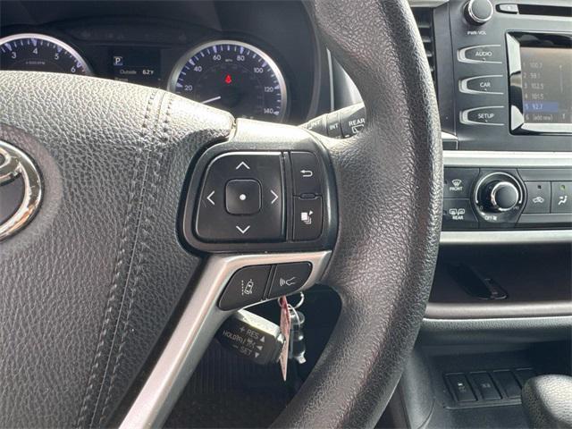 used 2019 Toyota Highlander car, priced at $23,790