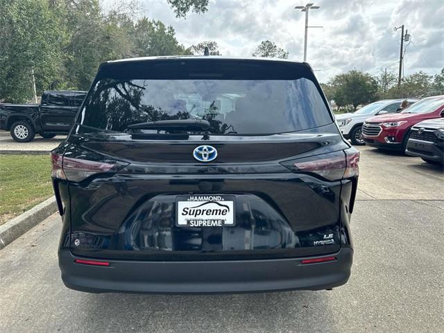 used 2023 Toyota Sienna car, priced at $42,790