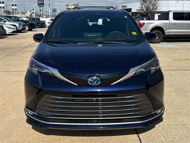 new 2025 Toyota Sienna car, priced at $59,680