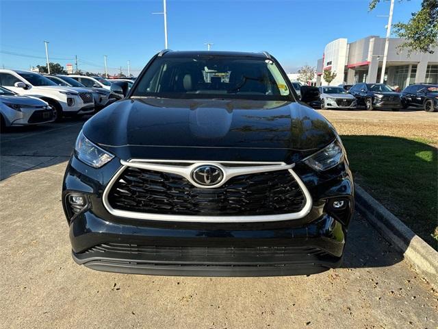 used 2024 Toyota Highlander car, priced at $42,445