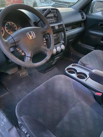 used 2005 Honda CR-V car, priced at $5,500