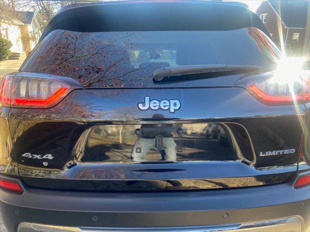 used 2019 Jeep Cherokee car, priced at $11,751