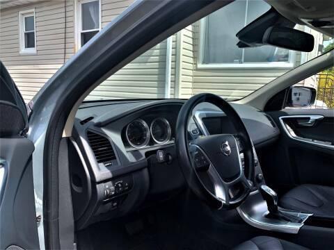 used 2013 Volvo XC60 car, priced at $8,995