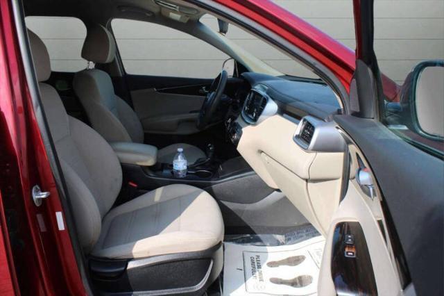 used 2019 Kia Sorento car, priced at $11,999