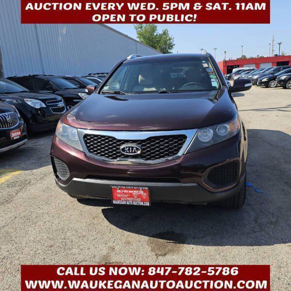 used 2013 Kia Sorento car, priced at $3,200