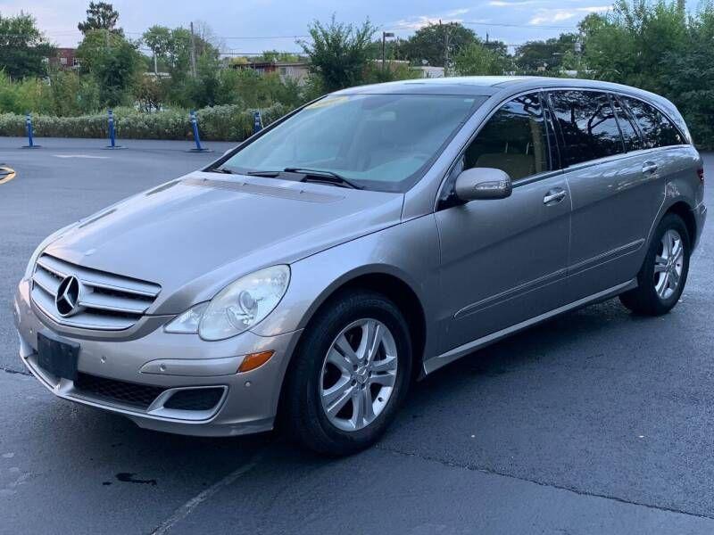 used 2006 Mercedes-Benz R-Class car, priced at $7,495