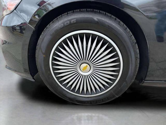 used 2017 Chevrolet Malibu car, priced at $12,637