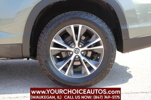 used 2019 Toyota Highlander car, priced at $17,999