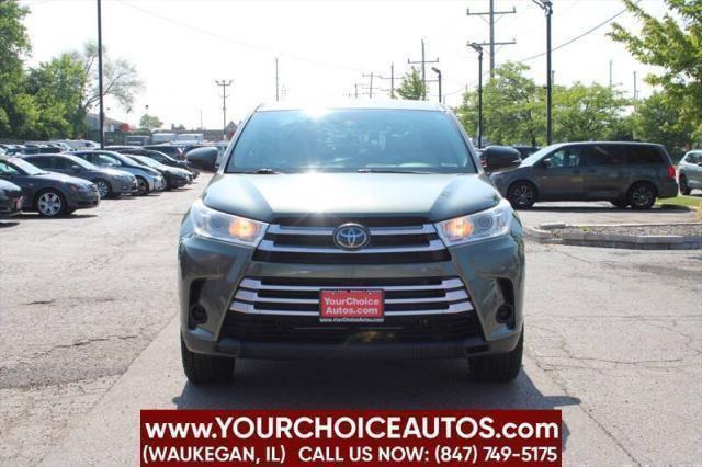 used 2019 Toyota Highlander car, priced at $17,999