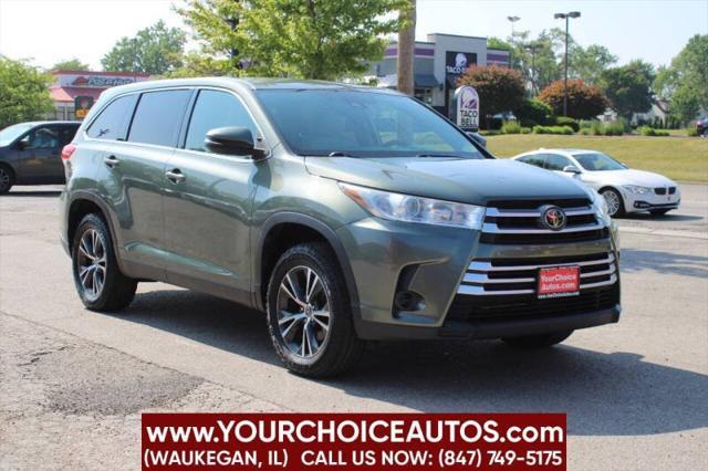 used 2019 Toyota Highlander car, priced at $17,999