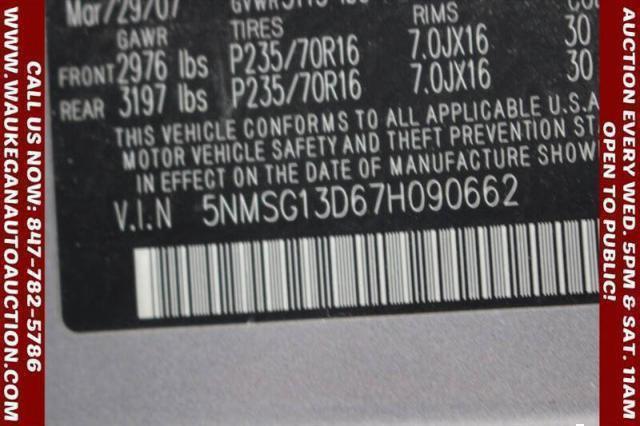 used 2007 Hyundai Santa Fe car, priced at $2,700