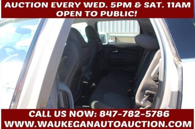 used 2011 Chevrolet Traverse car, priced at $5,900