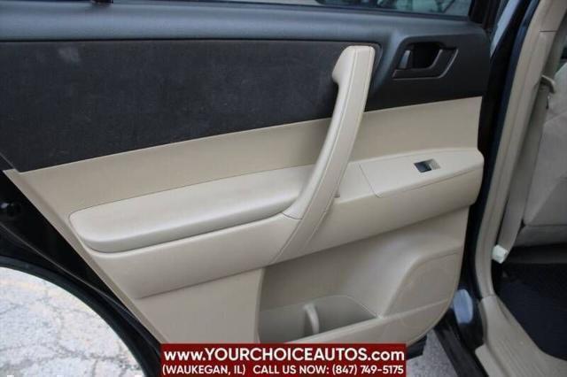 used 2008 Toyota Highlander car, priced at $6,799