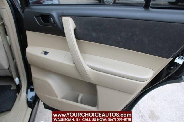 used 2008 Toyota Highlander car, priced at $6,799