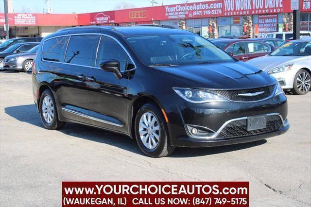 used 2018 Chrysler Pacifica car, priced at $12,677