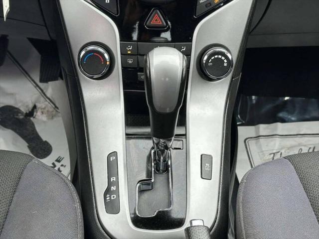 used 2014 Chevrolet Cruze car, priced at $5,999