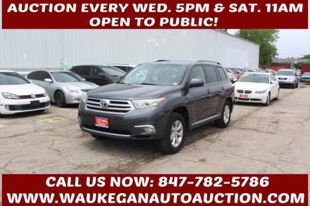 used 2011 Toyota Highlander car, priced at $4,900