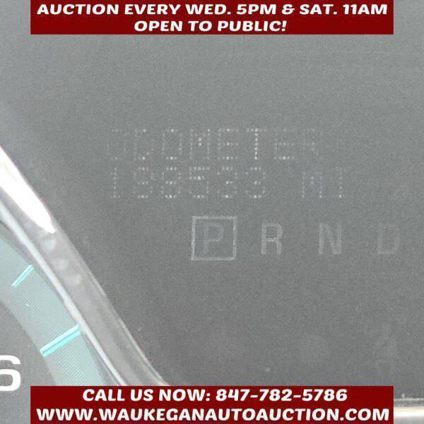 used 2015 Chevrolet Traverse car, priced at $3,900