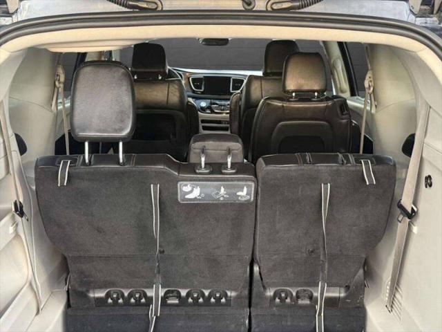 used 2018 Chrysler Pacifica car, priced at $11,875