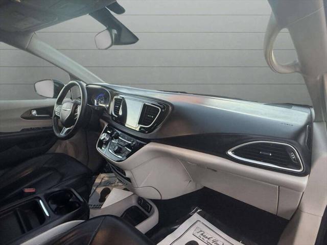 used 2018 Chrysler Pacifica car, priced at $11,875