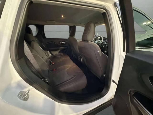 used 2019 Jeep Cherokee car, priced at $11,999