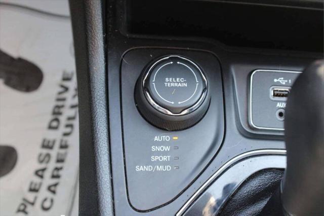 used 2019 Jeep Cherokee car, priced at $13,499