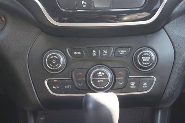 used 2019 Jeep Cherokee car, priced at $13,499