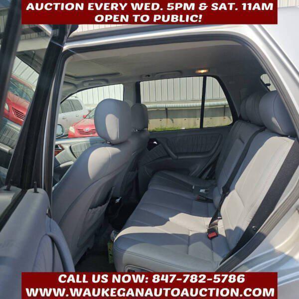 used 2004 Mercedes-Benz M-Class car, priced at $3,400