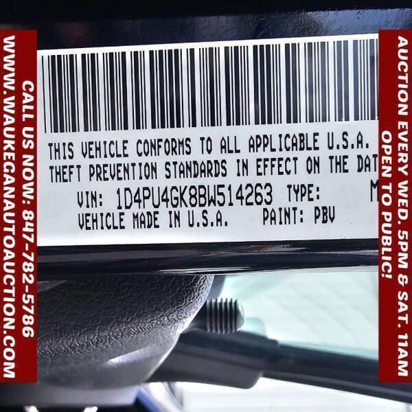 used 2011 Dodge Nitro car, priced at $2,900