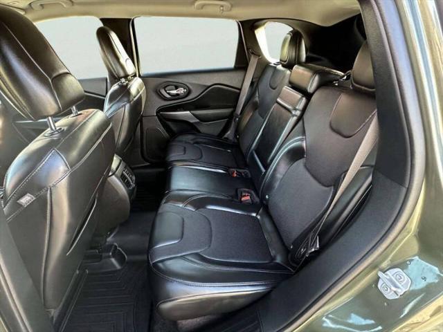 used 2019 Jeep Cherokee car, priced at $16,999