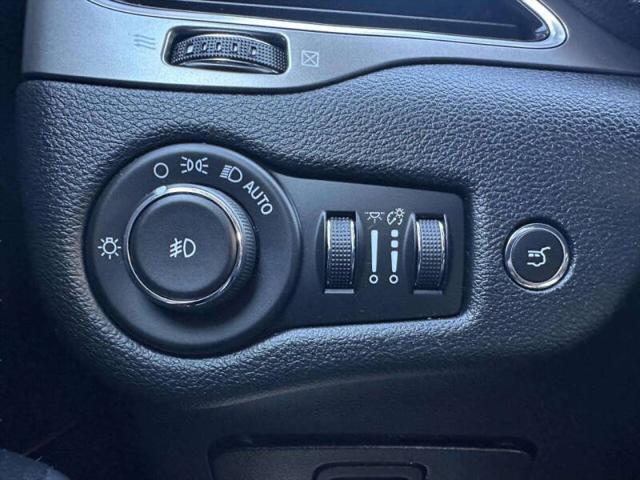 used 2019 Jeep Cherokee car, priced at $16,999