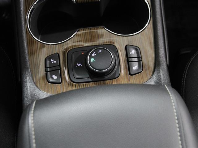 used 2023 GMC Acadia car, priced at $28,500