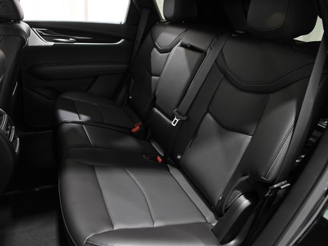 new 2025 Cadillac XT5 car