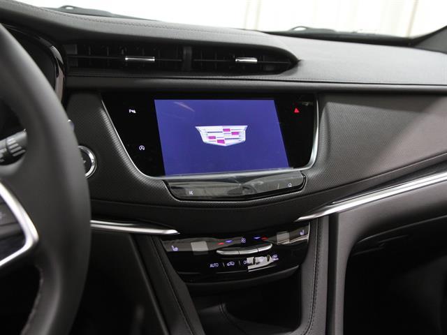 new 2025 Cadillac XT5 car