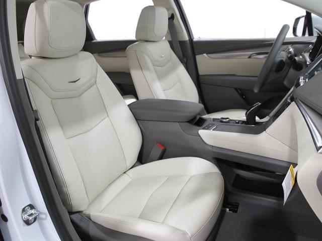 new 2026 Cadillac XT5 car, priced at $58,695