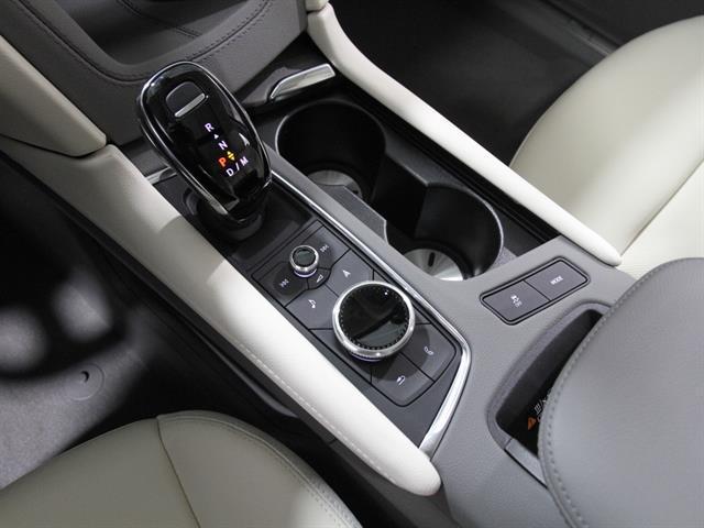 new 2026 Cadillac XT5 car, priced at $58,695