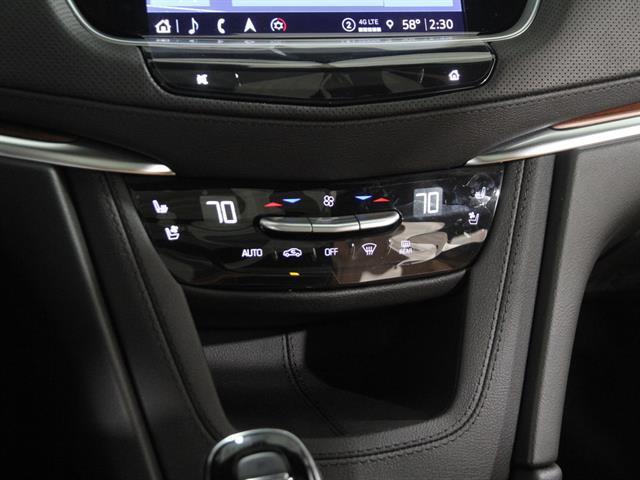 new 2026 Cadillac XT5 car, priced at $60,520